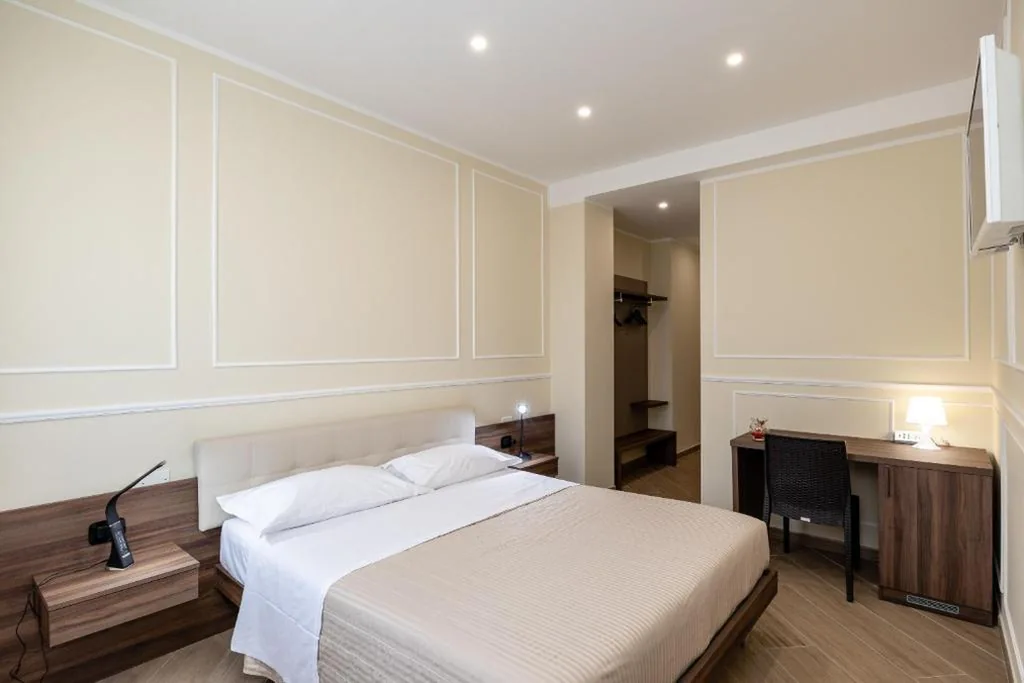 Camera Matrimoniale Deluxe con Vista Castello — Scaligero Rooms