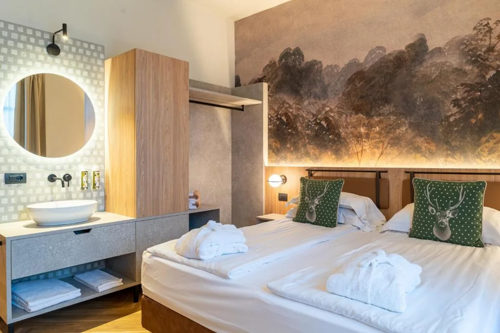 Deluxe Double Room with Lake View — Hotel Querceto Wellness & Spa by Double Hospitality