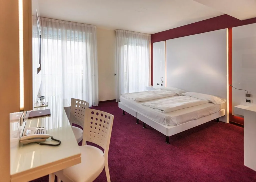 Camera Matrimoniale Deluxe con Vista Lago — Wellness Hotel Casa Barca (Adult Only)