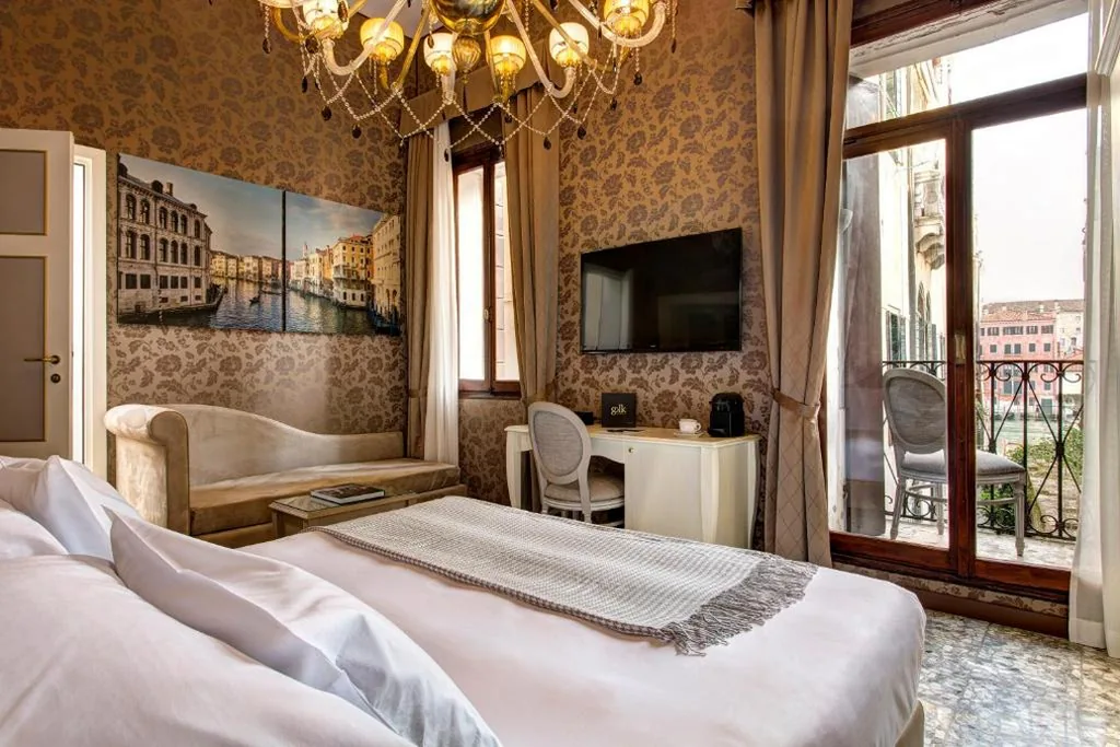 Camera Matrimoniale Deluxe — GKK Exclusive Private suite Venezia