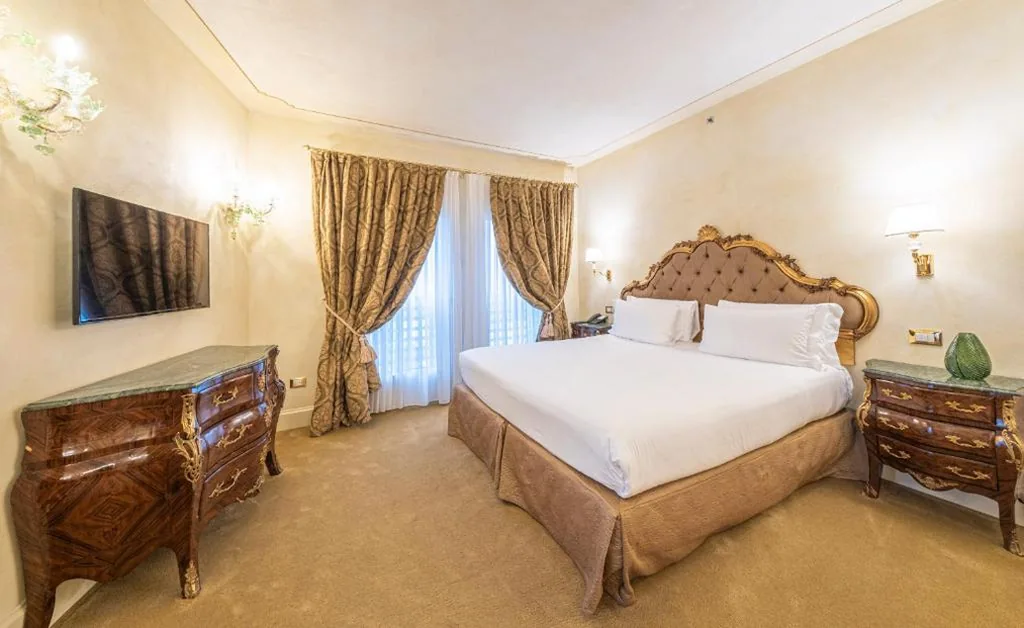 Camera Matrimoniale Deluxe — Hotel Villa Barbarich