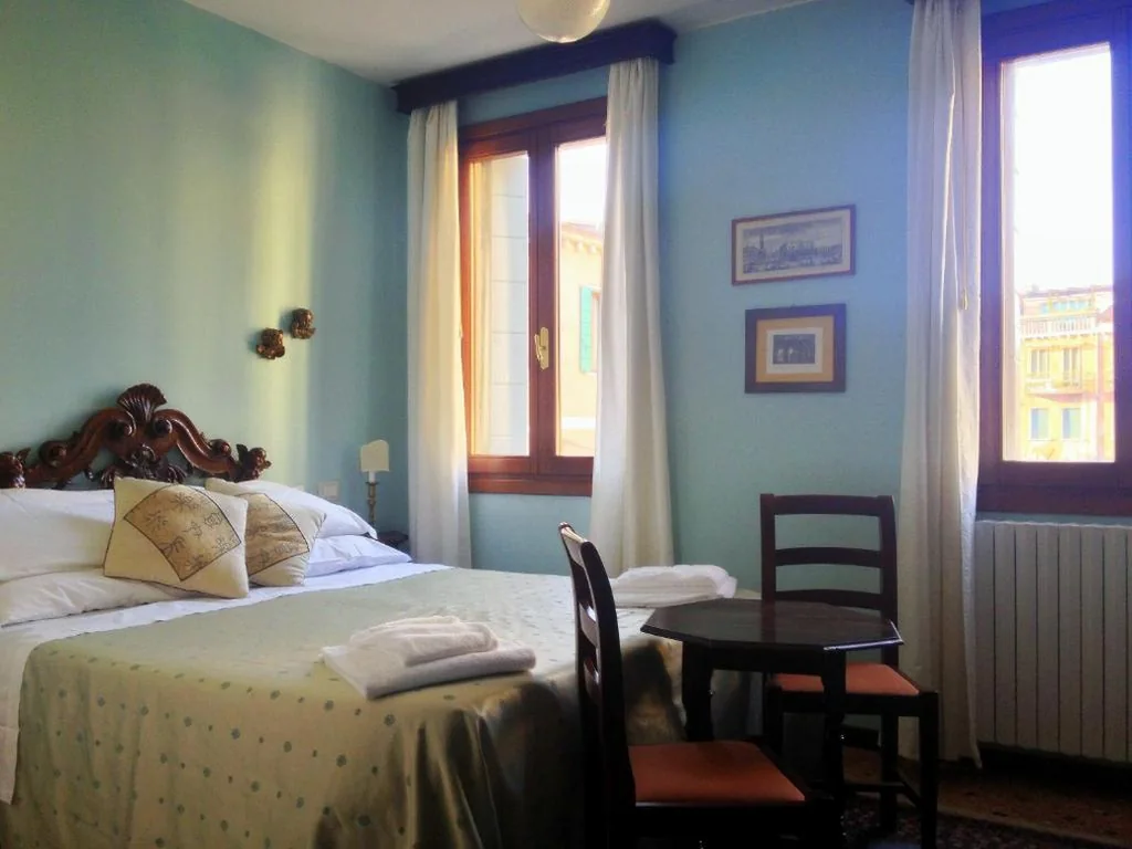 Double or Twin Room — 3749 Pontechiodo