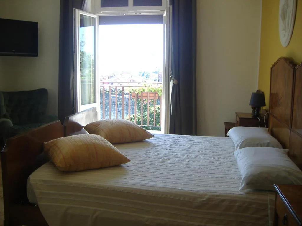 Double or Twin Room — Agli Abbaini