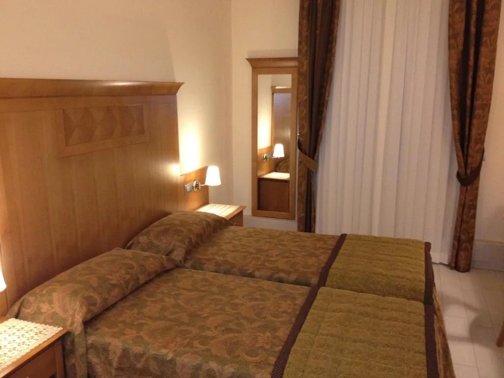 Double or Twin Room — B&B Teatro Ristori Verona