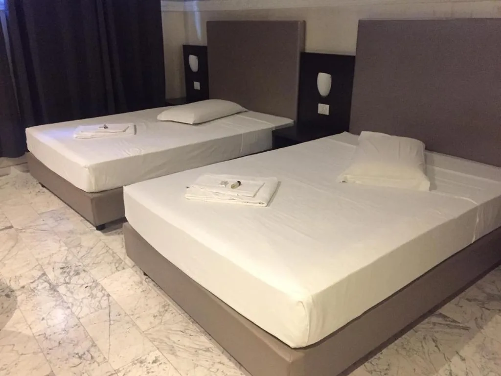 Camera Matrimoniale/Doppia con Letti Singoli con Bagno Privato — FORESTERIA SOCIALE VENICE SAN MARCO by NEW GENERATION HOSTEL