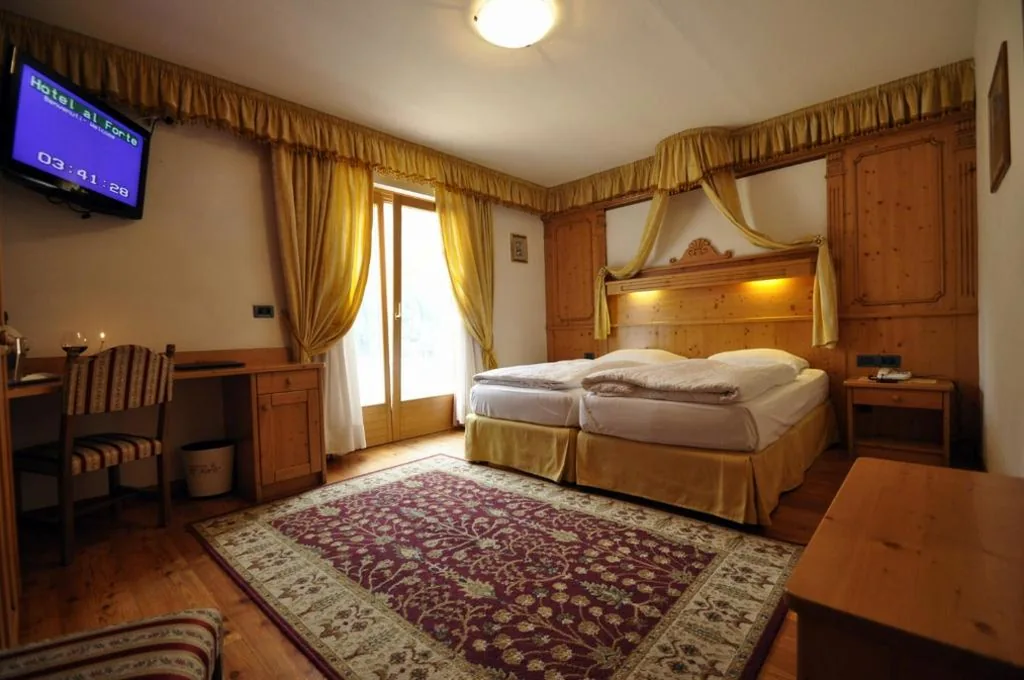 Camera Matrimoniale/Doppia con Letti Singoli con Balcone — Hotel Al Forte