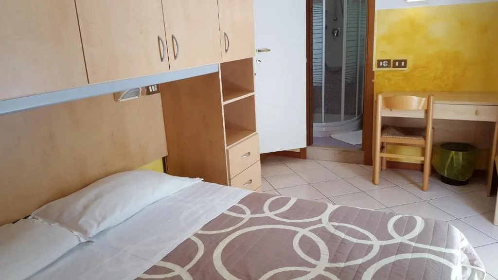 Double or Twin Room with Balcony — Hotel Canova