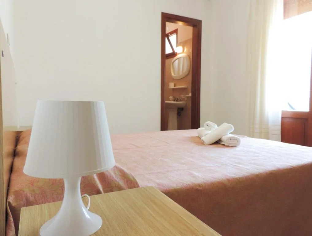 Camera Matrimoniale/Doppia con Letti Singoli con Balcone — Hotel Saturno