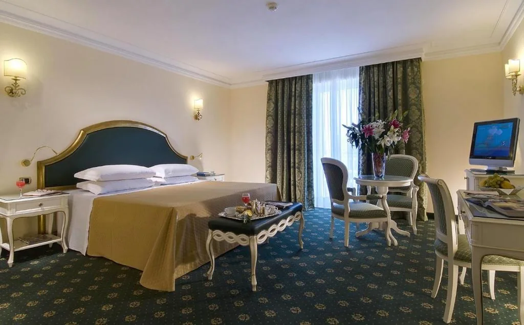 Camera Matrimoniale/Doppia con Letti Singoli con Balcone — Hotel Terme All’Alba