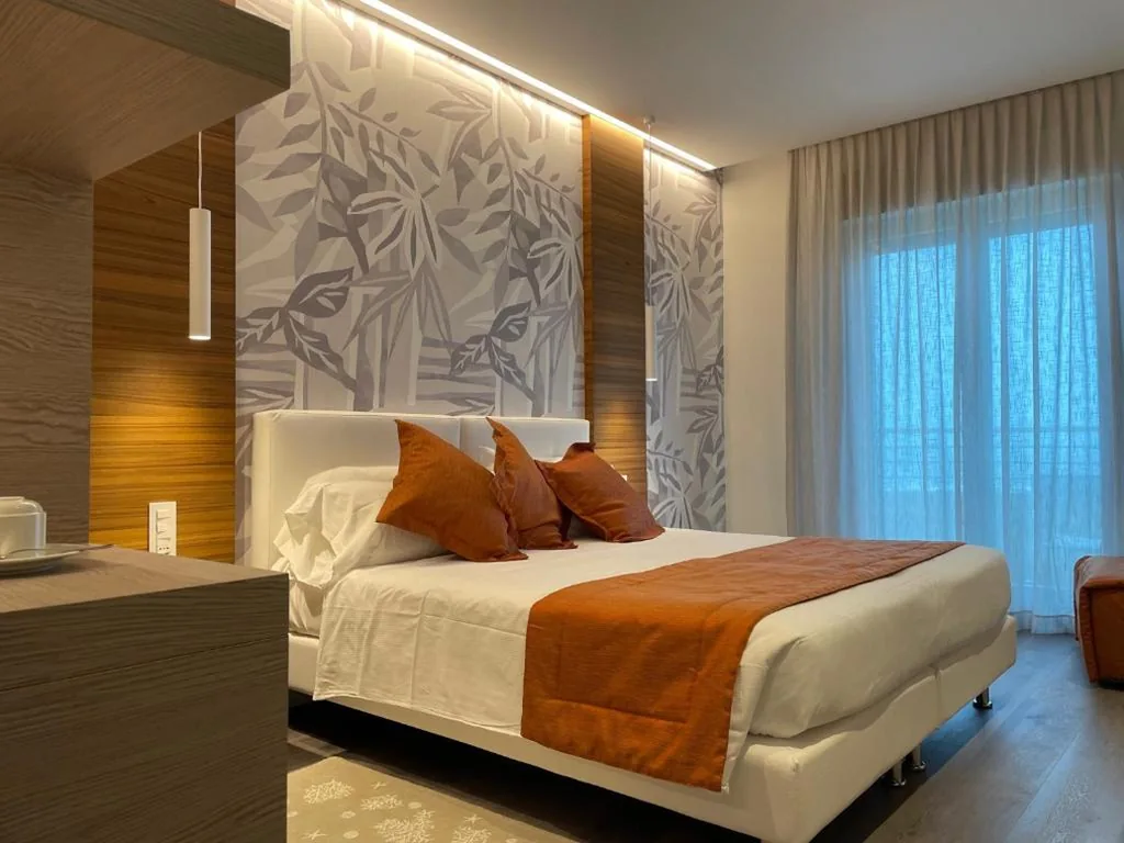 Double or Twin Room with Sea View — Hotel Aurora