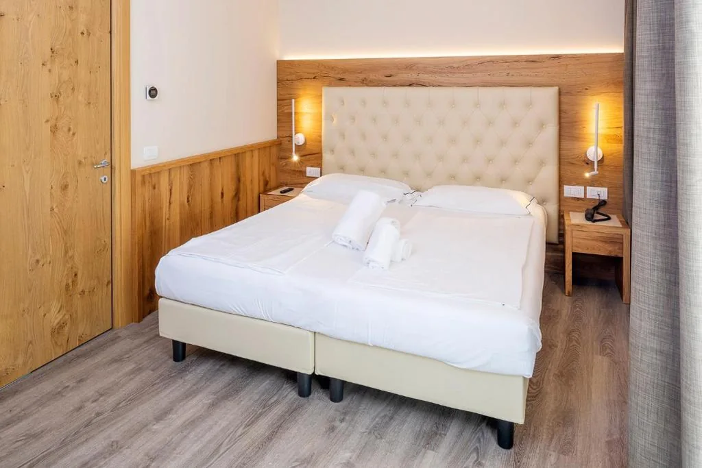 Double or Twin Room with Garden View — Hotel Du Parc