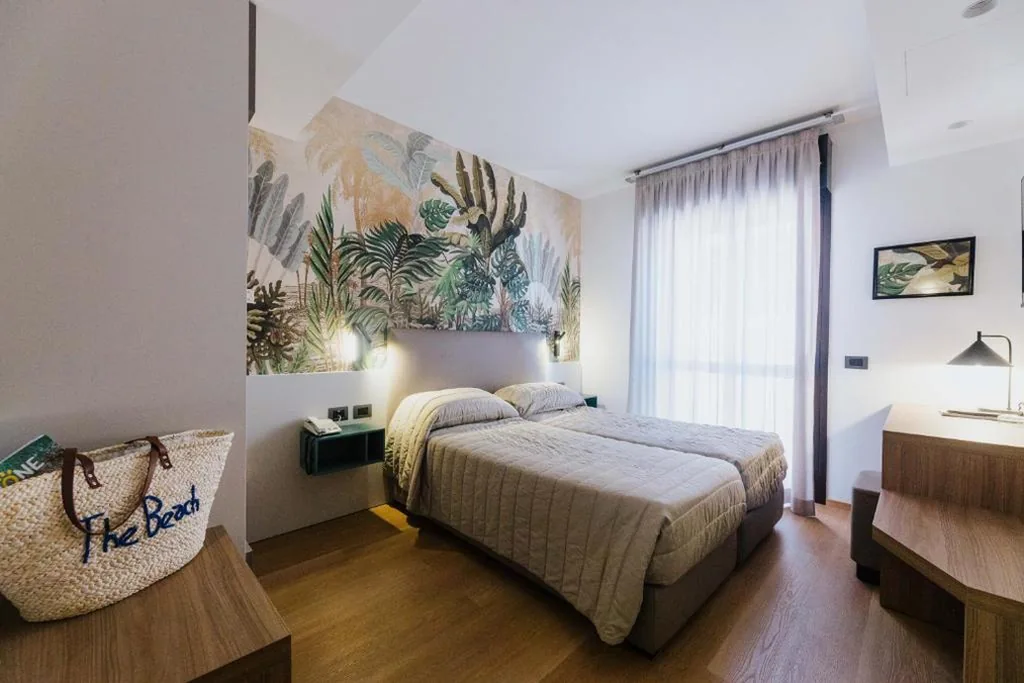 Camera Matrimoniale/Doppia con Letti Singoli con Vista Giardino — Hotel La Serena