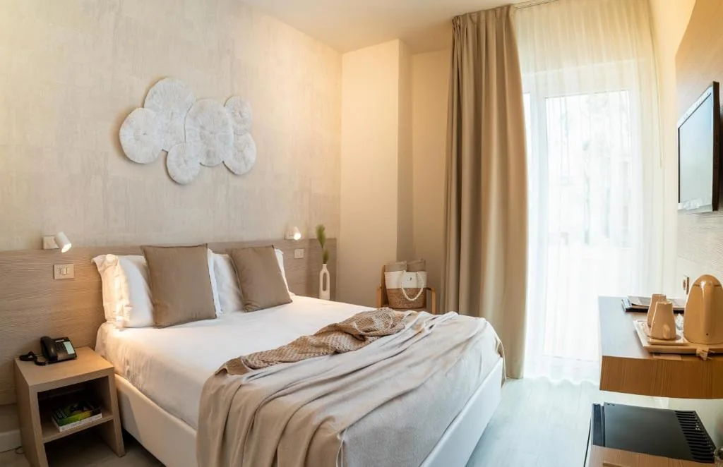 Camera Matrimoniale/Doppia con Letti Singoli con Vista Città — Hotel Renania