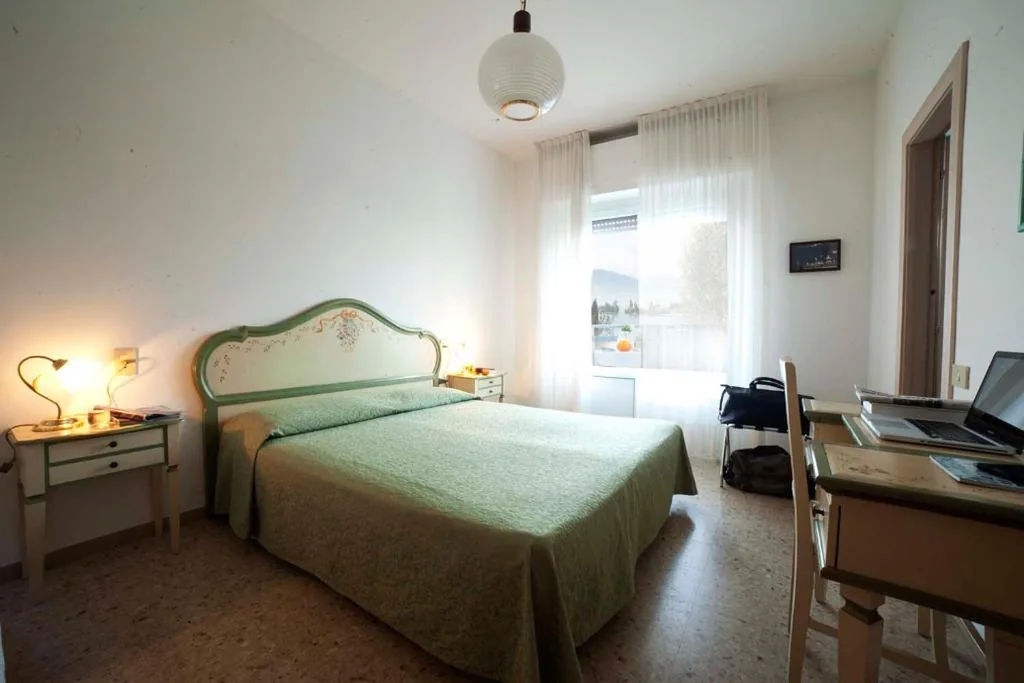 Double or Twin Room with Lake View — Hotel Villa Orizzonte