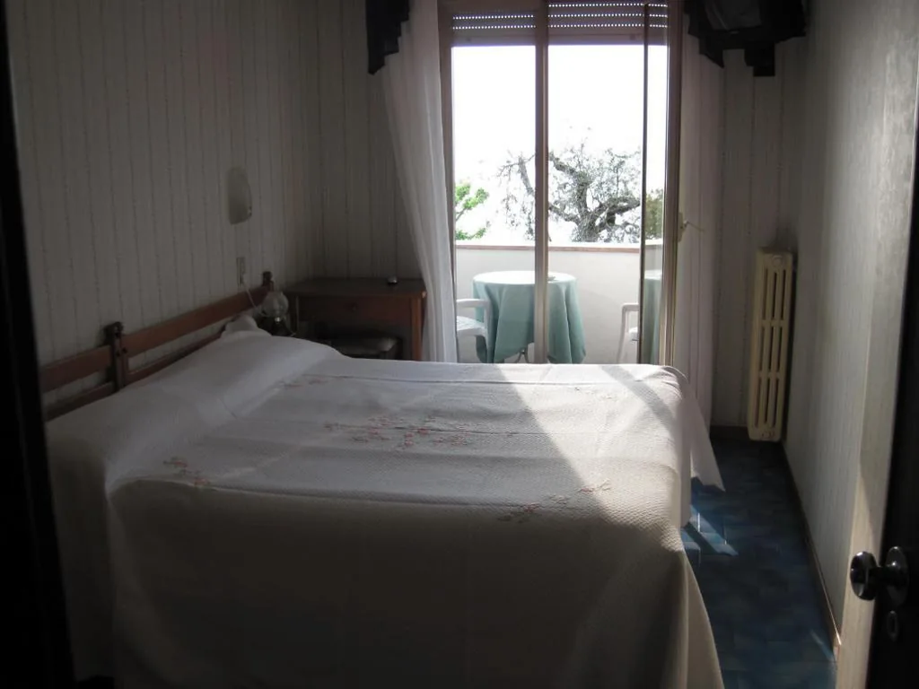 Double or Twin Room with Lake View — Piccolo Hotel Direkt am See