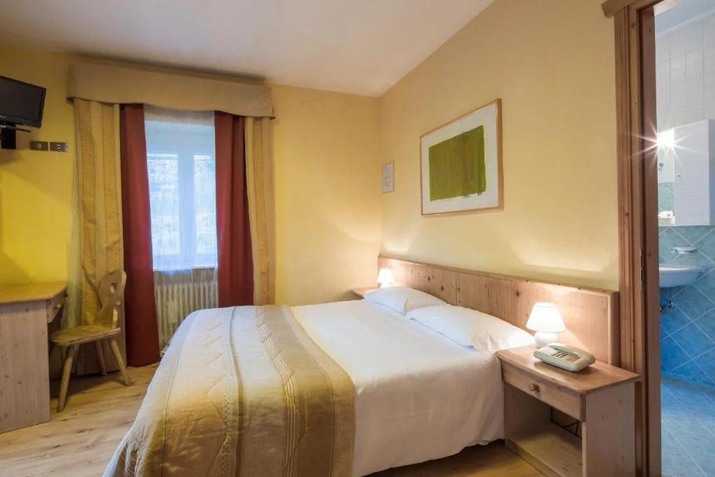 Double or Twin Room — Garni Bellavista