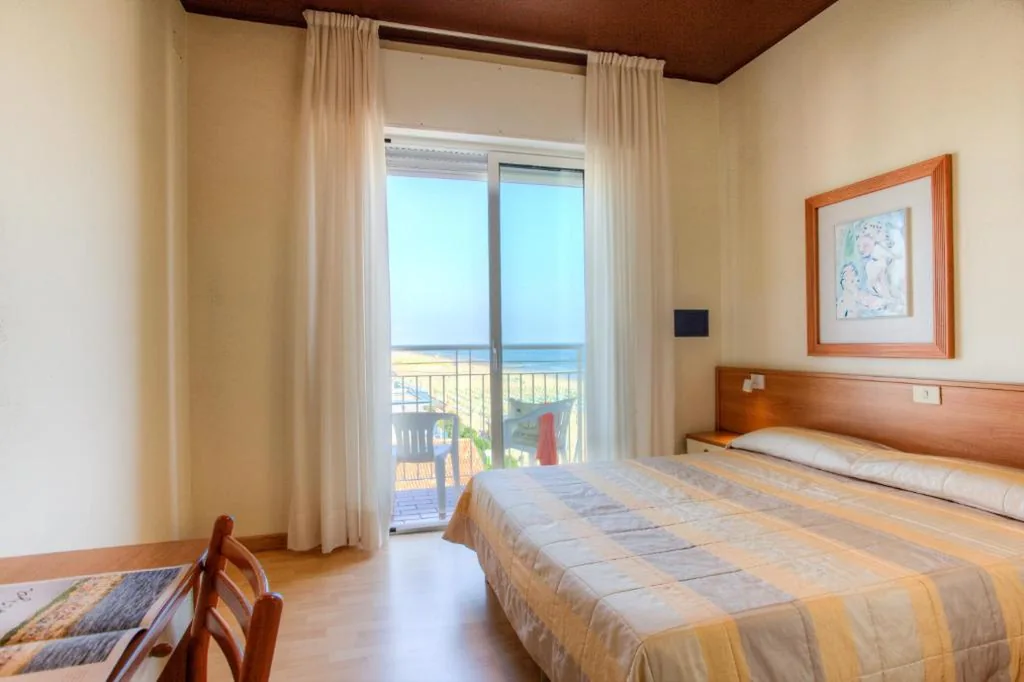 Double or Twin Room — Hotel Ancora