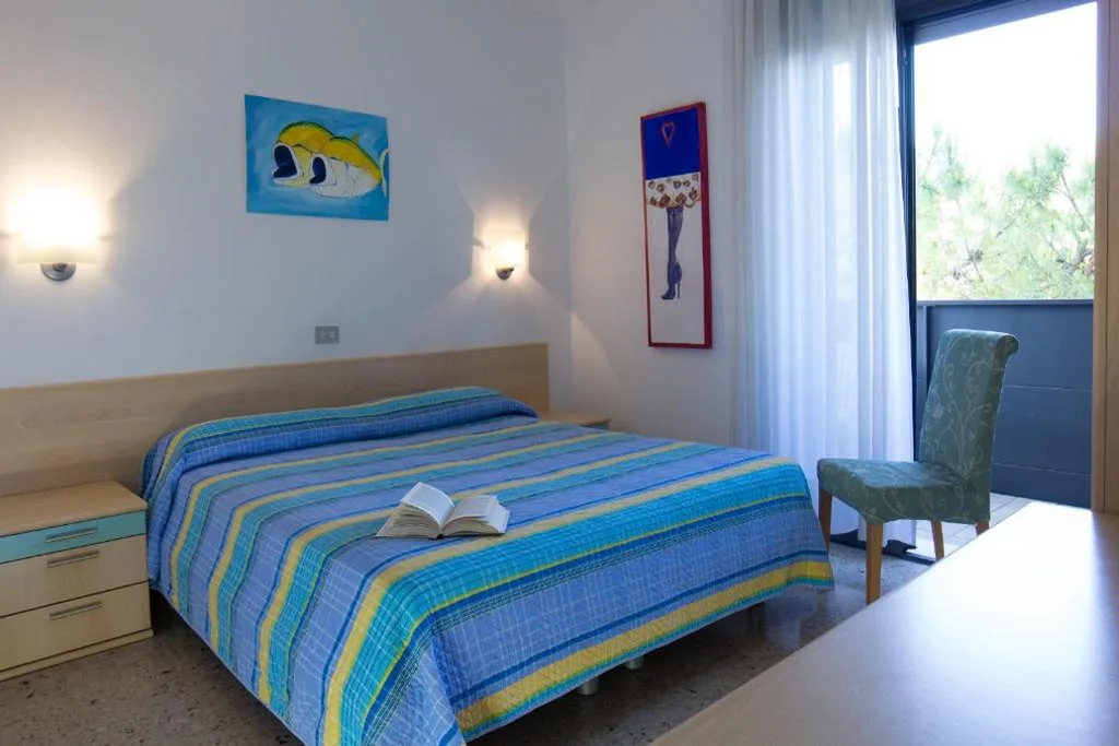 Camera Matrimoniale/Doppia con Letti Singoli — Hotel Elvia