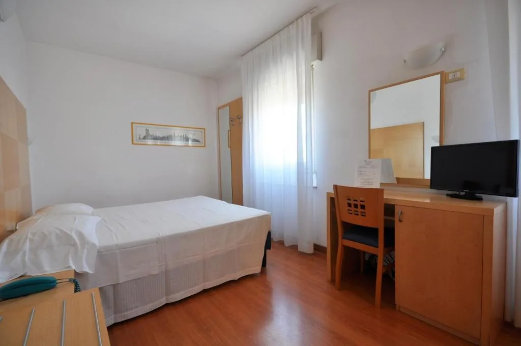 Double or Twin Room — Hotel Igea