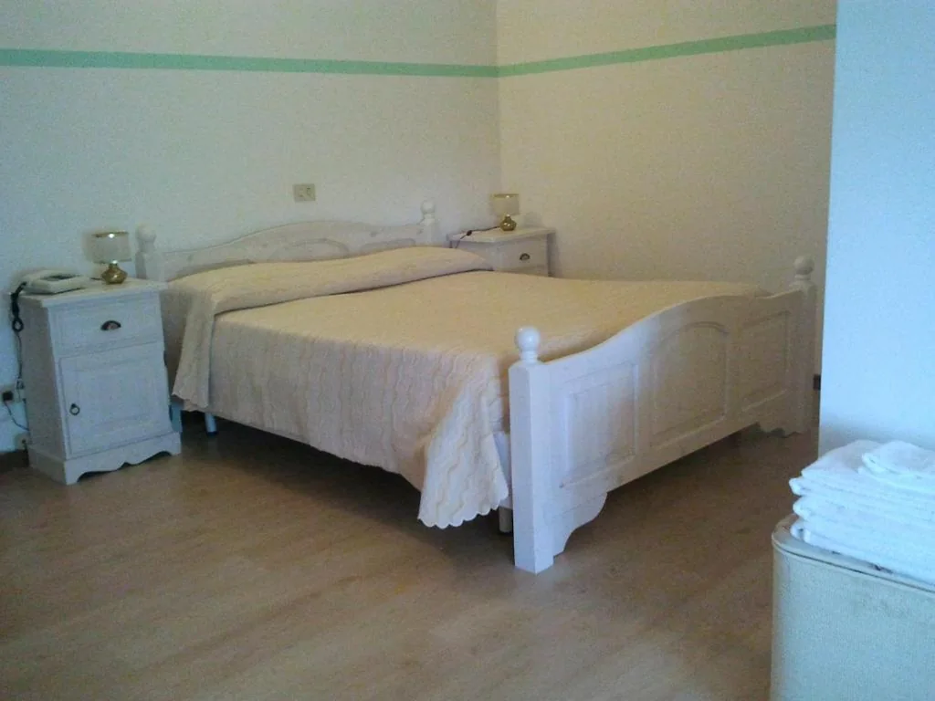 Double or Twin Room — Hotel La Rama