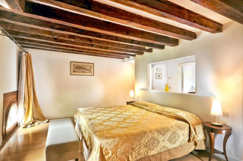 Double or Twin Room — Hotel Palazzo Vitturi
