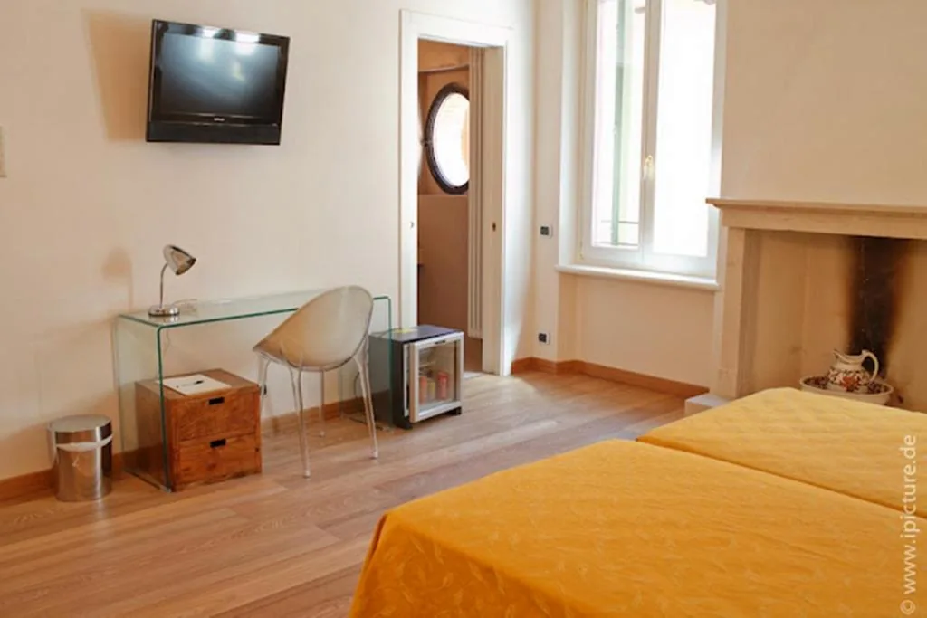 Camera Matrimoniale/Doppia con Letti Singoli — Hotel Remàt
