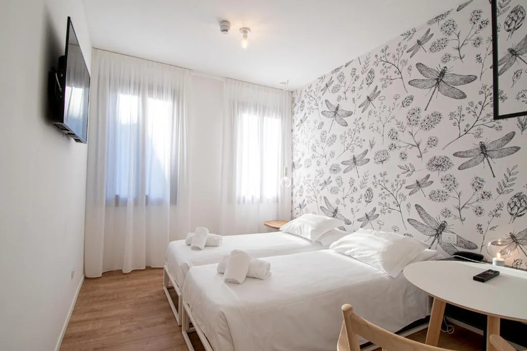 Camera Matrimoniale/Doppia con Letti Singoli — Hotel Rio