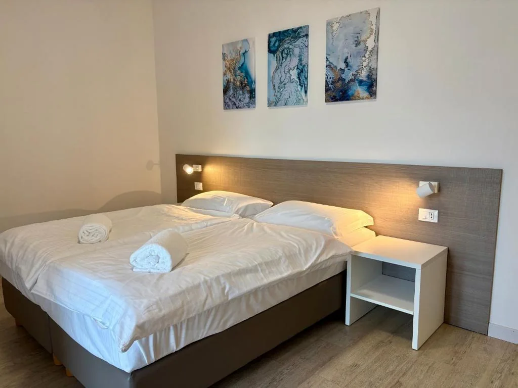 Double or Twin Room — Hotel Roma Aparthotel