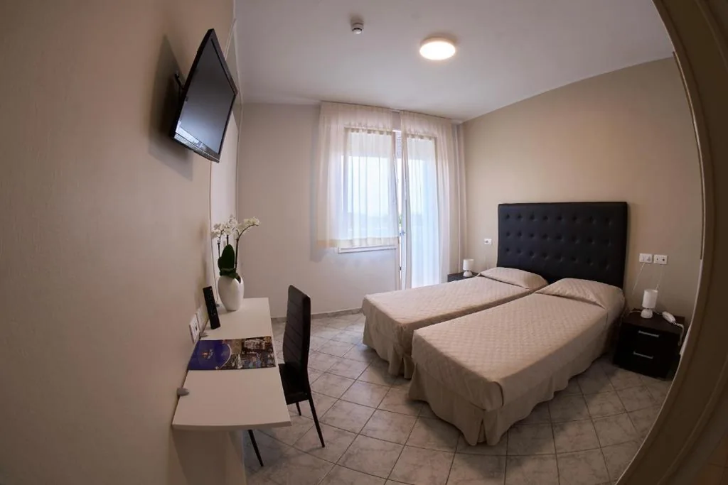 Double or Twin Room — Hotel Viña del Mar Pineta