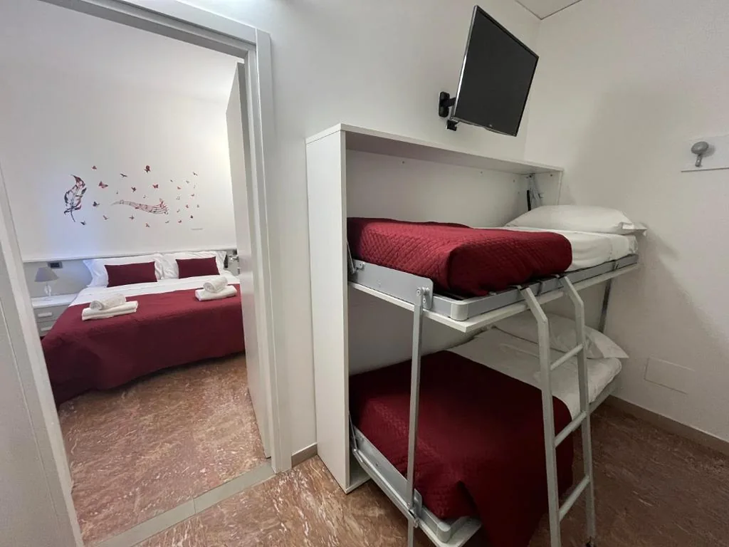 Double or Twin Room — La Lirica rooms