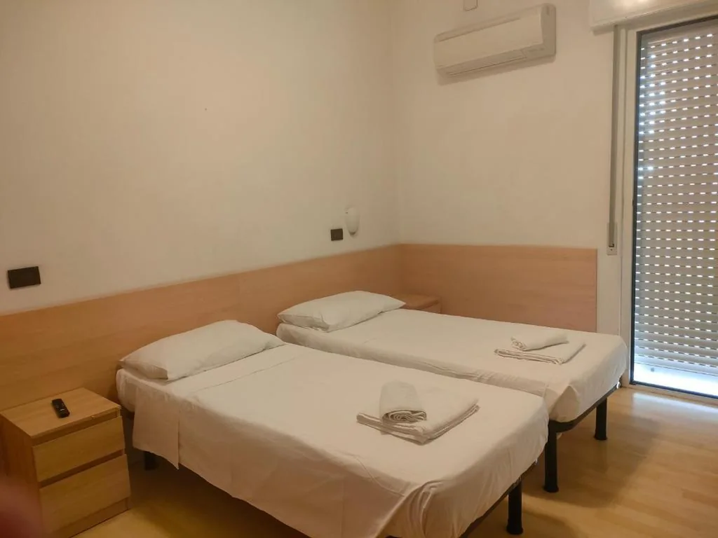 Camera Matrimoniale/Doppia con Letti Singoli — La Quercia