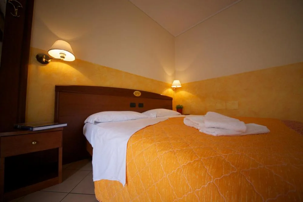 Double or Twin Room — Villa Terri