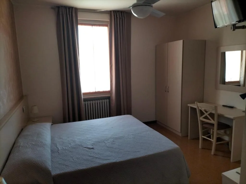Economy Double Room — Albergo Grifone 1891