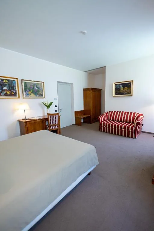 Economy Double Room — Bellevue San Lorenzo (Adults Only)