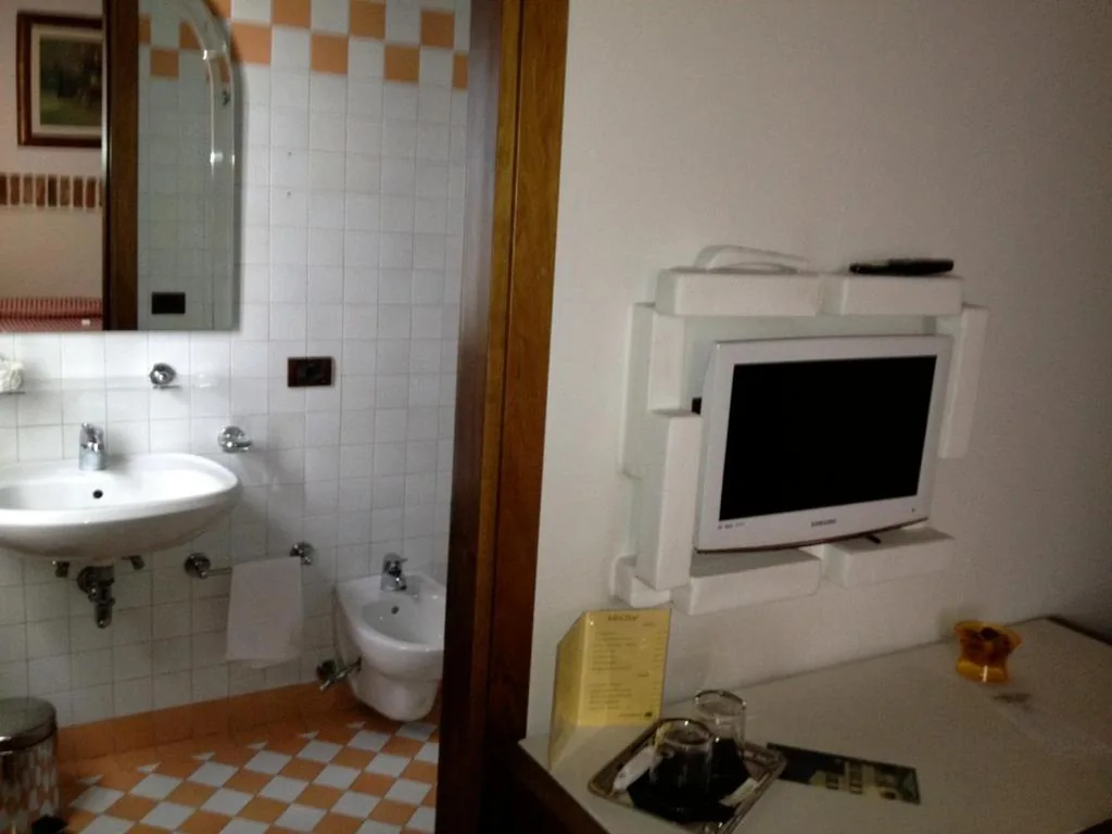 Economy Double Room — Ca’Nova Alloggi