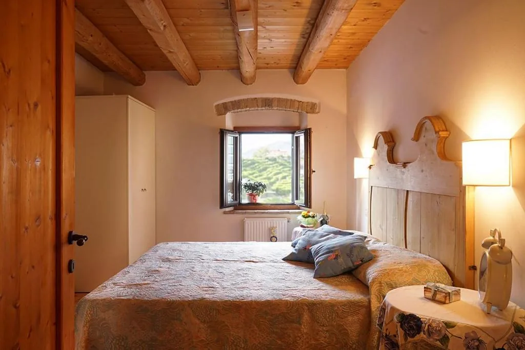Camera Matrimoniale Economy — Casa Fiorina