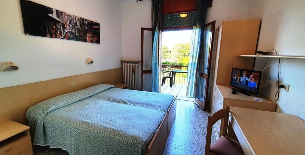 Economy Double Room - Annex — Centro Vacanze Opera Nascimbeni