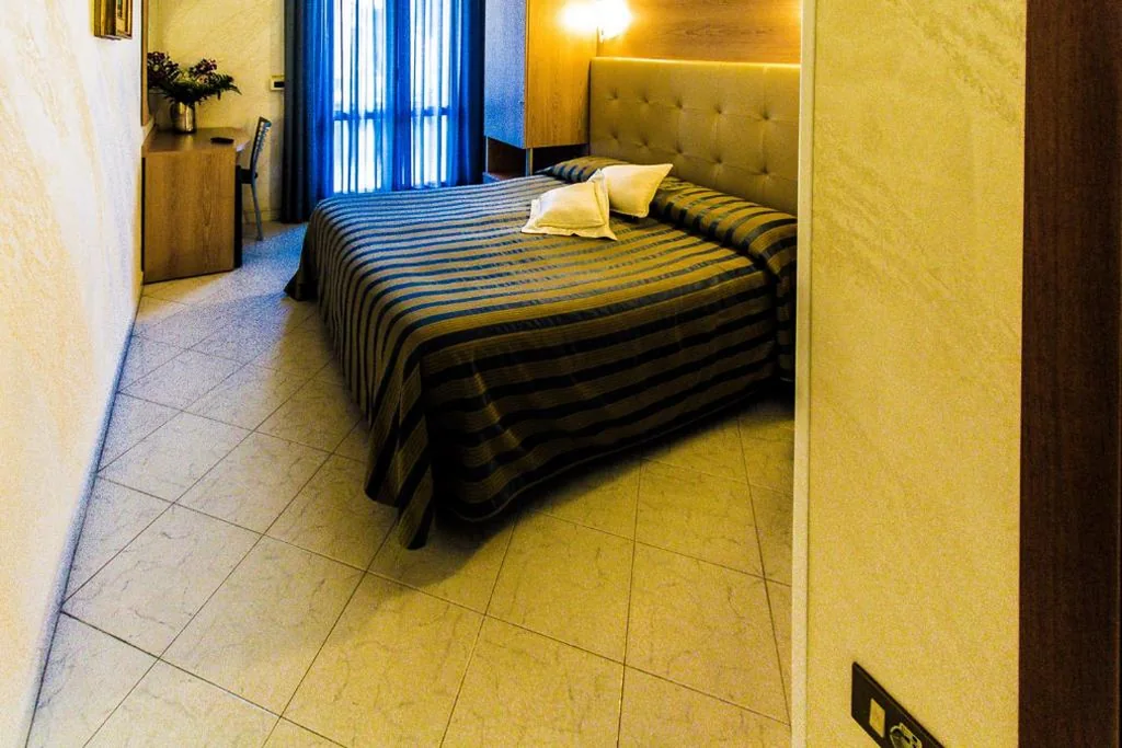 Camera Matrimoniale Economy — Hotel Baviera