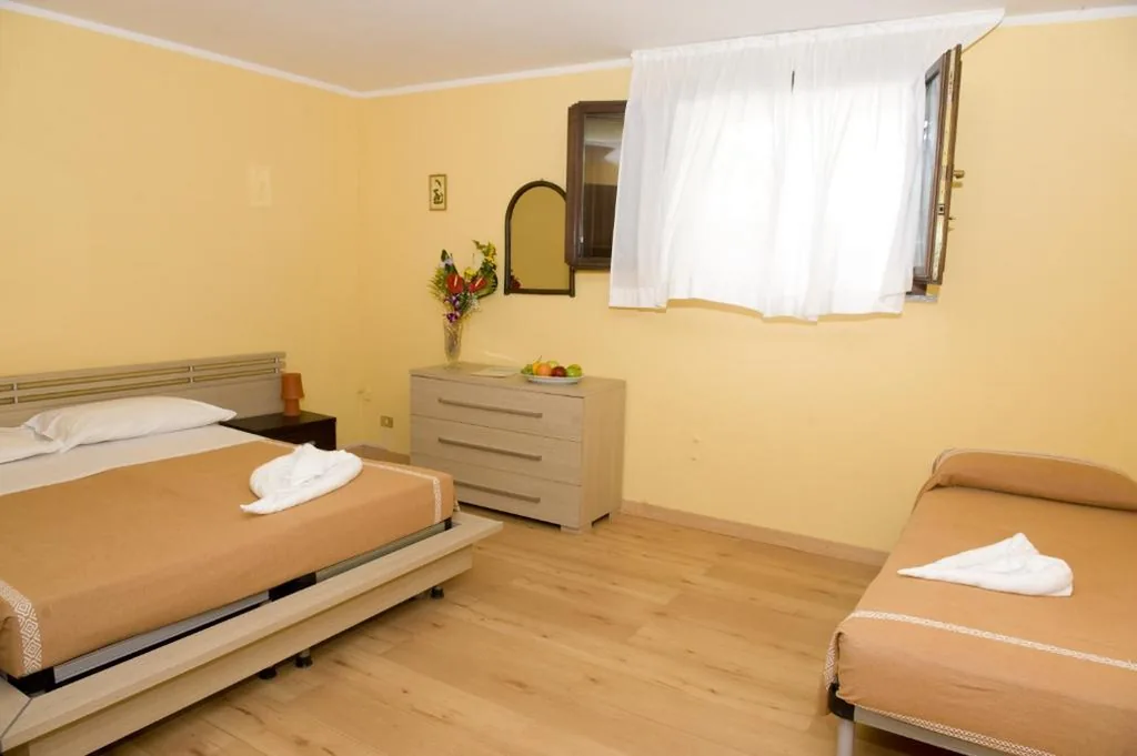 Economy Double Room — Hotel Rosa Dei Venti