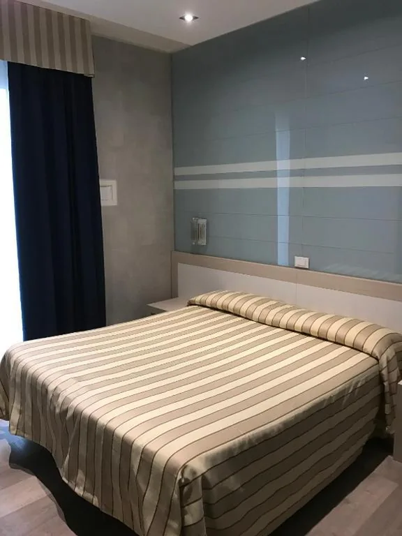 Elegance Double Room with Beach Access — Hotel Colombo