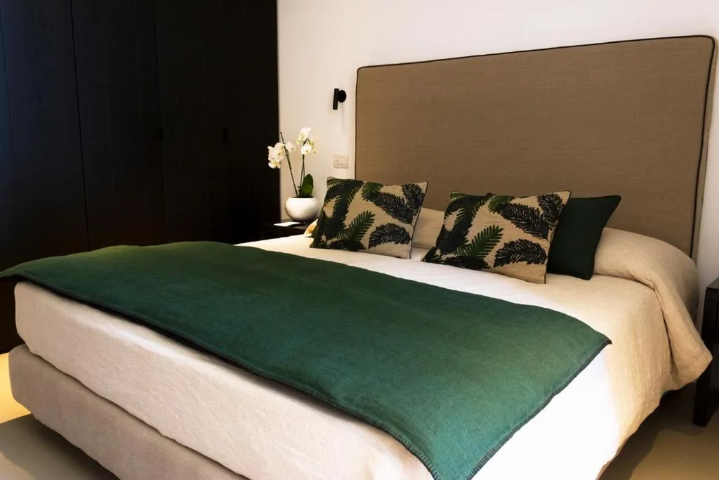 Executive Double Room with Terrace and Sea View — Hotel Mediterraneo Suite&Residence
