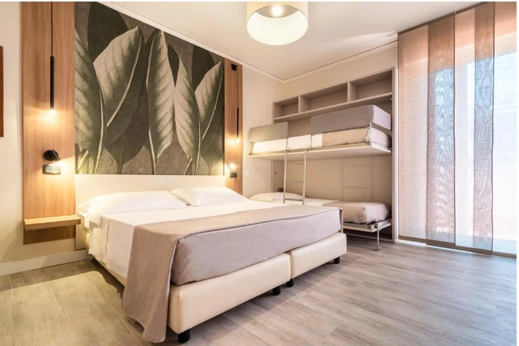 Family Double Room — Continental B&B City Hotel
