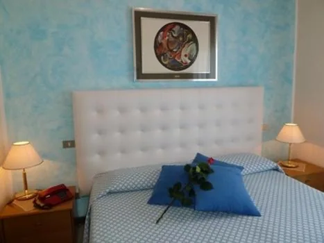 Camera Matrimoniale — Hotel Acapulco & Apartments