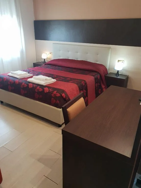 Camera Matrimoniale — Hotel Colombo