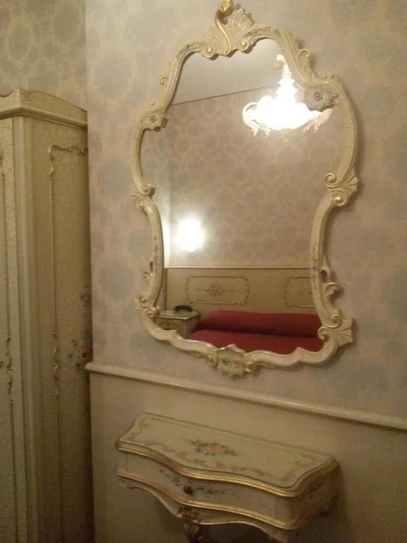 Double Room — Hotel Diana