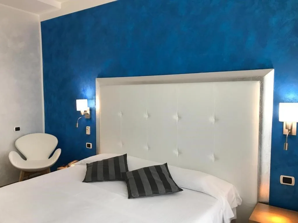 Double Room — Hotel Europa
