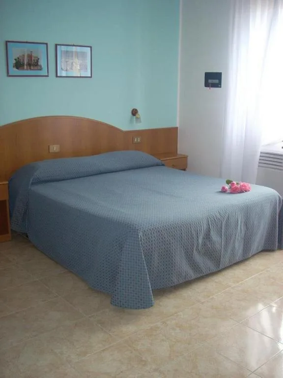 Camera Matrimoniale — Hotel Fornaro
