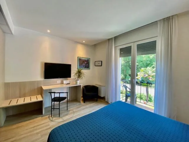 Camera Matrimoniale — Hotel Garibaldi