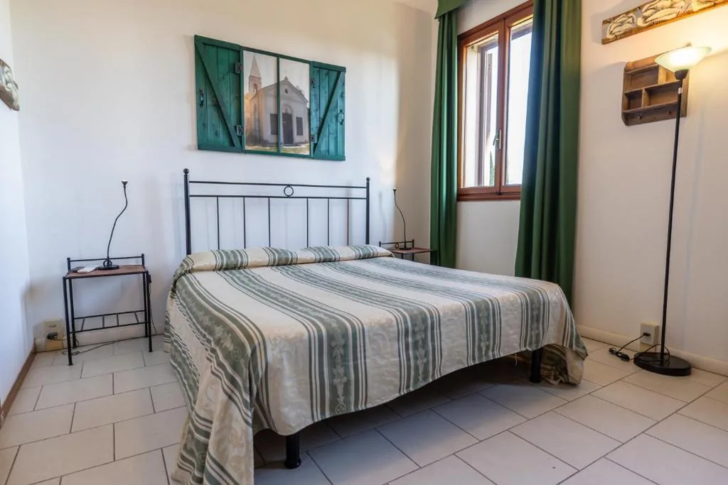 Camera Matrimoniale — Hotel Il Lato Azzurro – Isola di Sant’Erasmo – NO VEHICLES ACCESS
