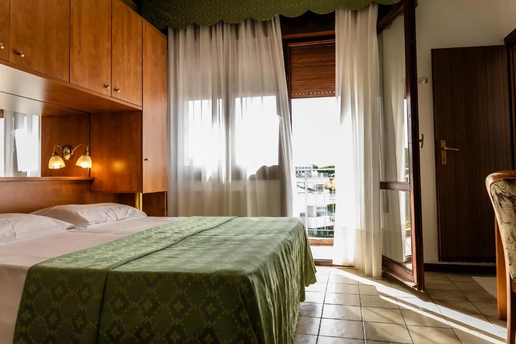 Double Room — Hotel Oasi Verde